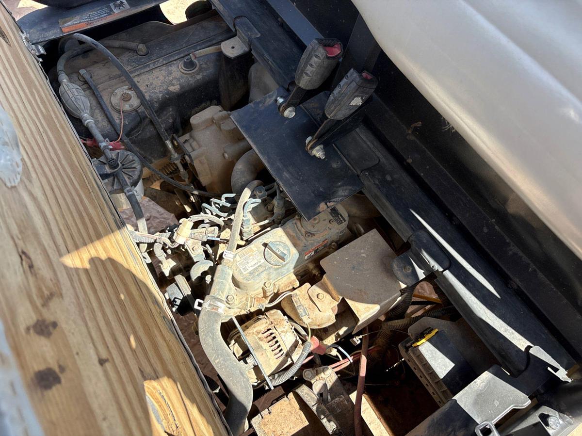 Used Club car Intellitrak 4x4 side by side UTV