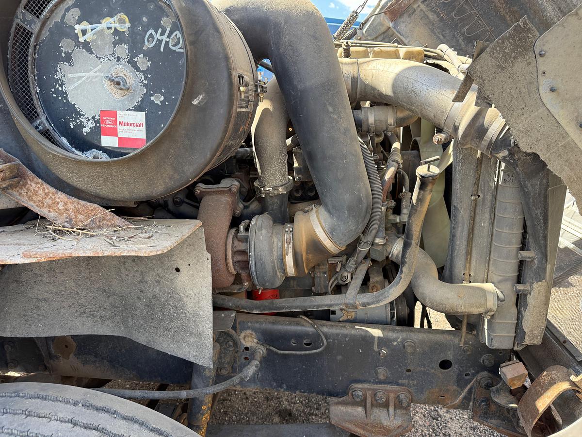 Used FRANKS EXPLORER II SWAB RIG MTD ON 1994 FORD L9000 T/A TRUCK