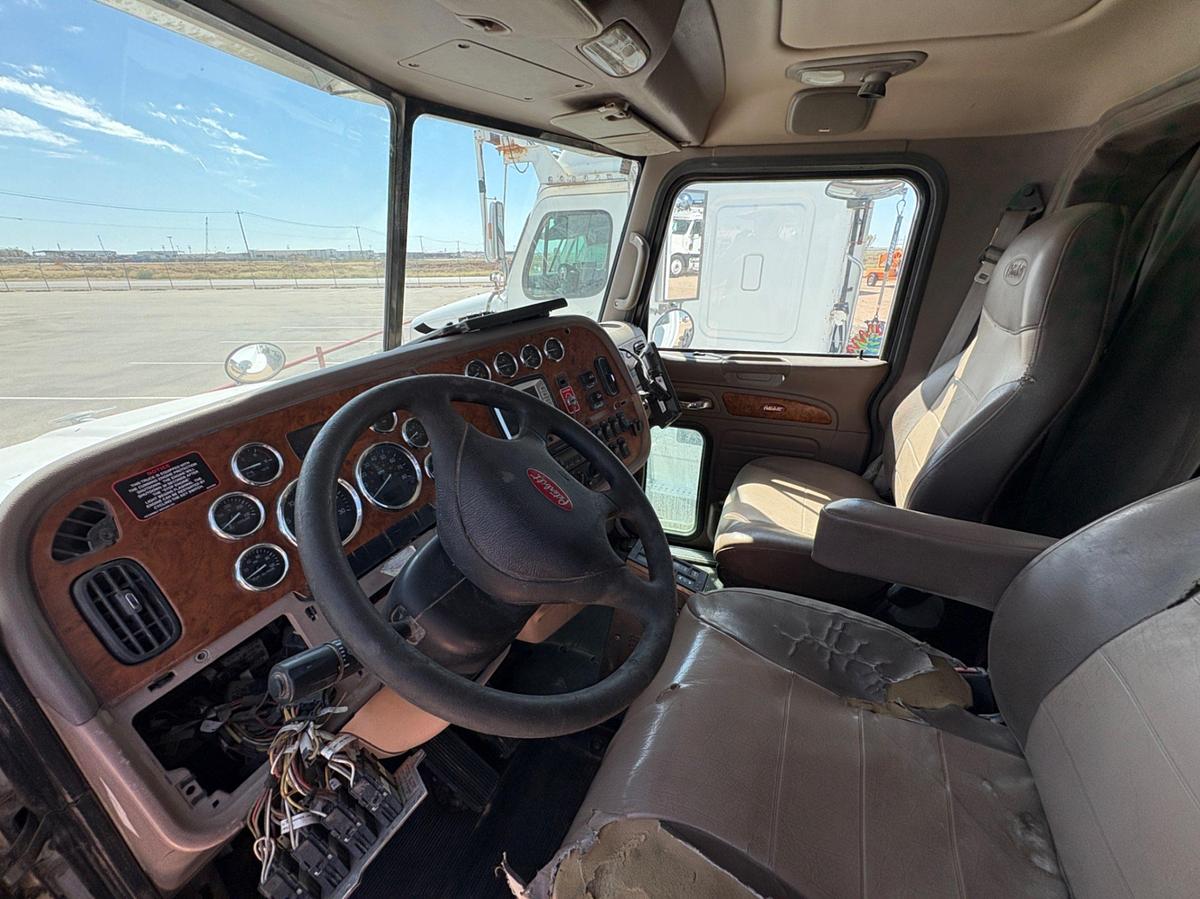 Used 2008 PETERBILT 386 T/A SLEEPER HAUL TRUCK