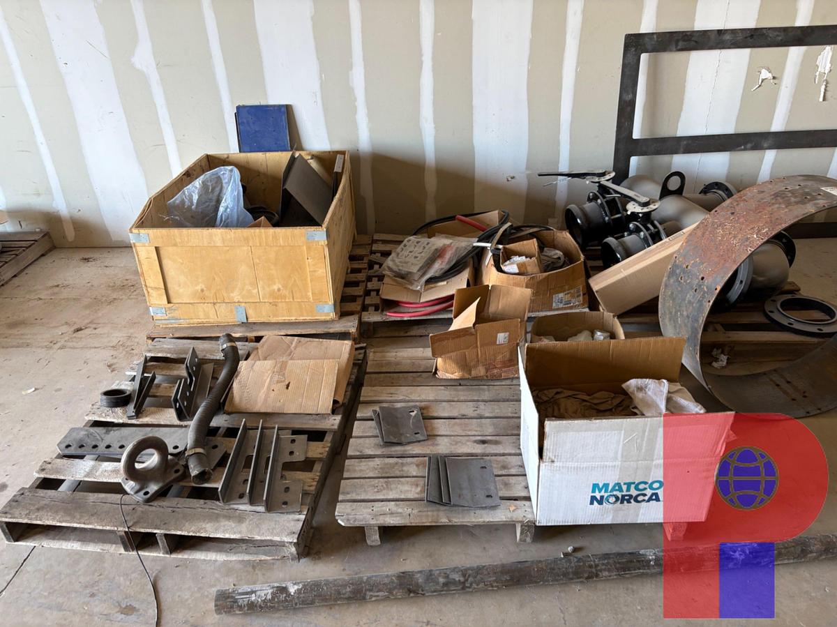 Used (8 PALLETS) OF ASSORTED BLENDER & REEL TRAILER MFG PARTS