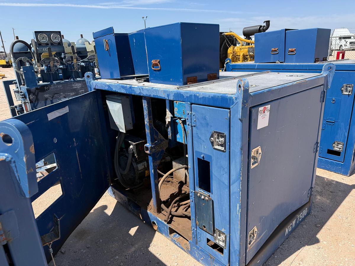 Used SELF CONTAINED 20K WP GREASE INJECTION UNIT COMBO P/B 8.4-KW ISUZU DIESEL GENERATOR