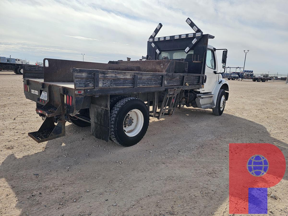 Used 2011 FREIGHTLINER M2 106 S/A DAYCAB ASPHALT POTHOLE TRUCK