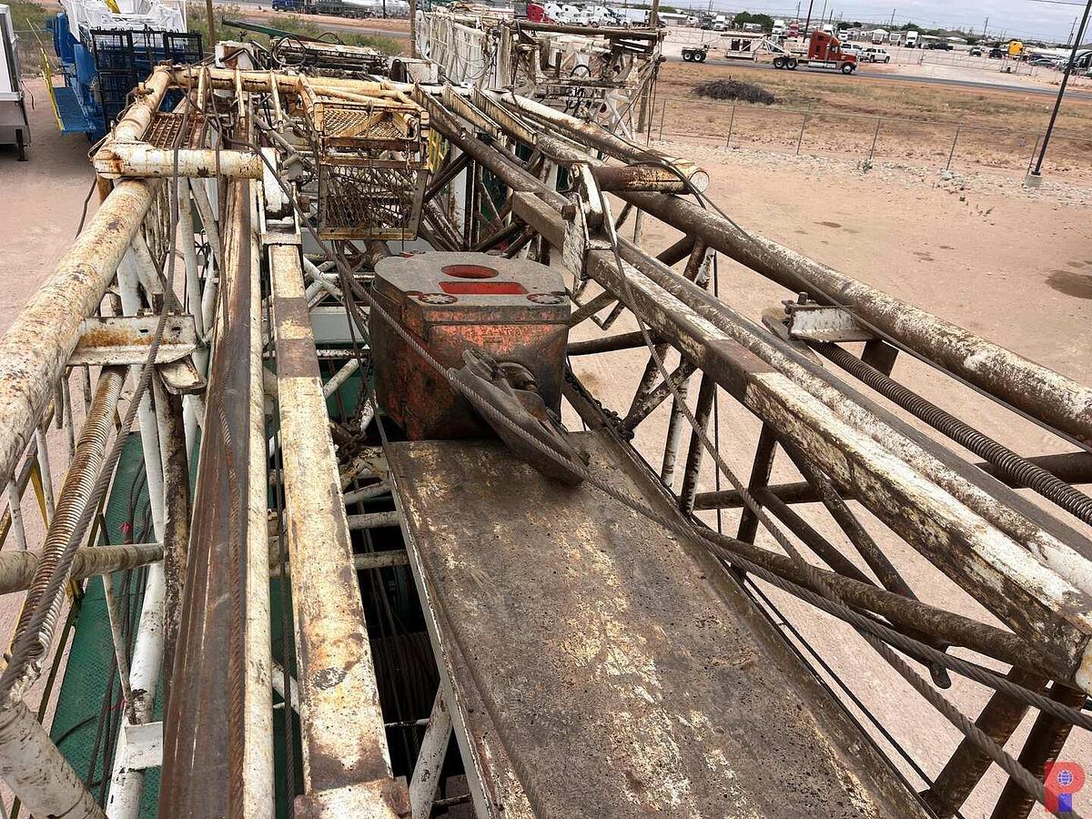 Used FRANKS 1287/160 BACK IN WELL SERVICE RIG MTD ON 4-AXLE CARRIER