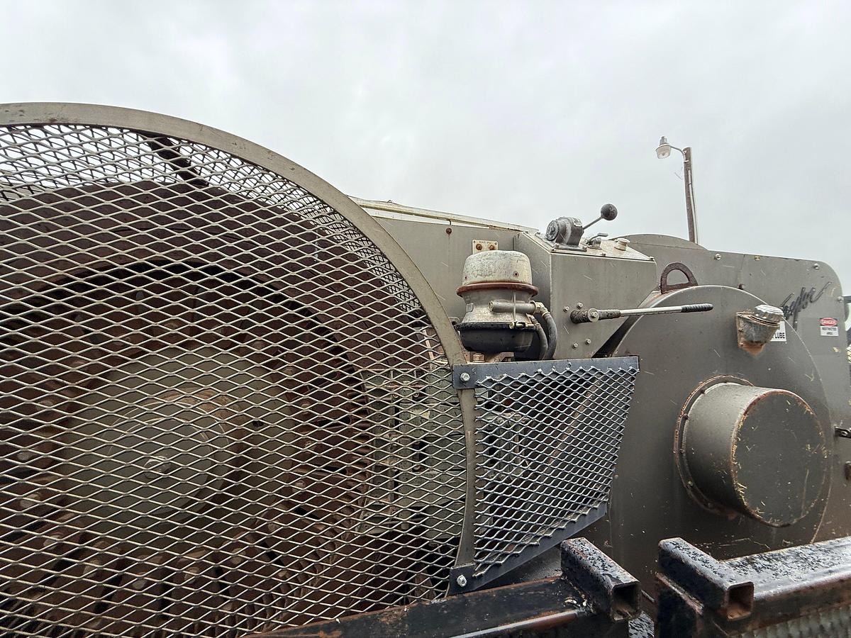 Used 2006 TAYLOR C500 DD 104’-250K 5-AXLE WELL SERVICE WORKOVER RIG