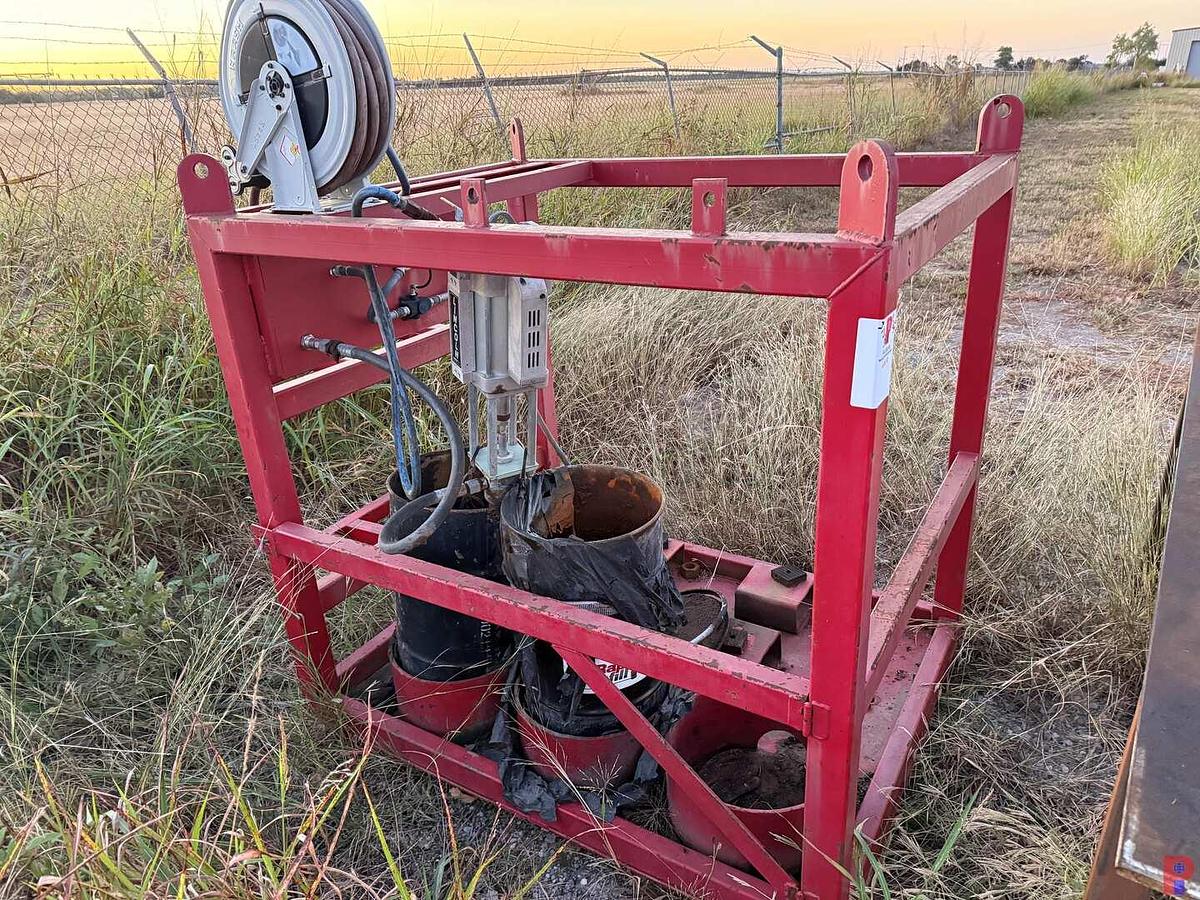 Used 6’ X 4’ X 6’ LUBE SKID W/ LINCOLN 84806 PNEUMATIC & HOSE REEL