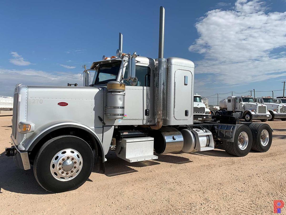 Used 2013 PETERBILT 388 T/A SLEEPER HAUL TRUCK