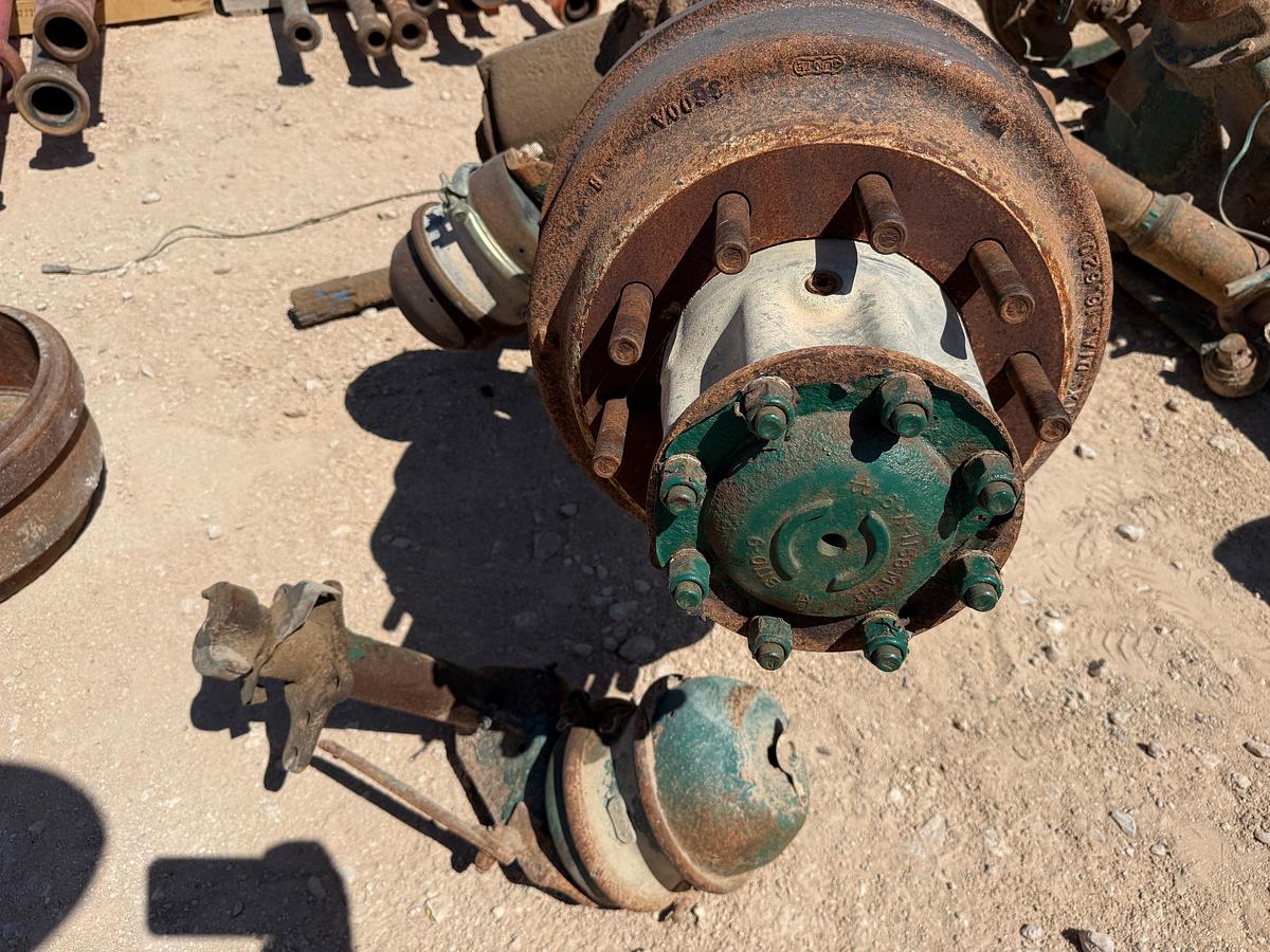 Used ROCKWELL RP23160 23K LBS 4.30 RATIO FRONT REAR DIFF & BANJO HSG W/ HUBS