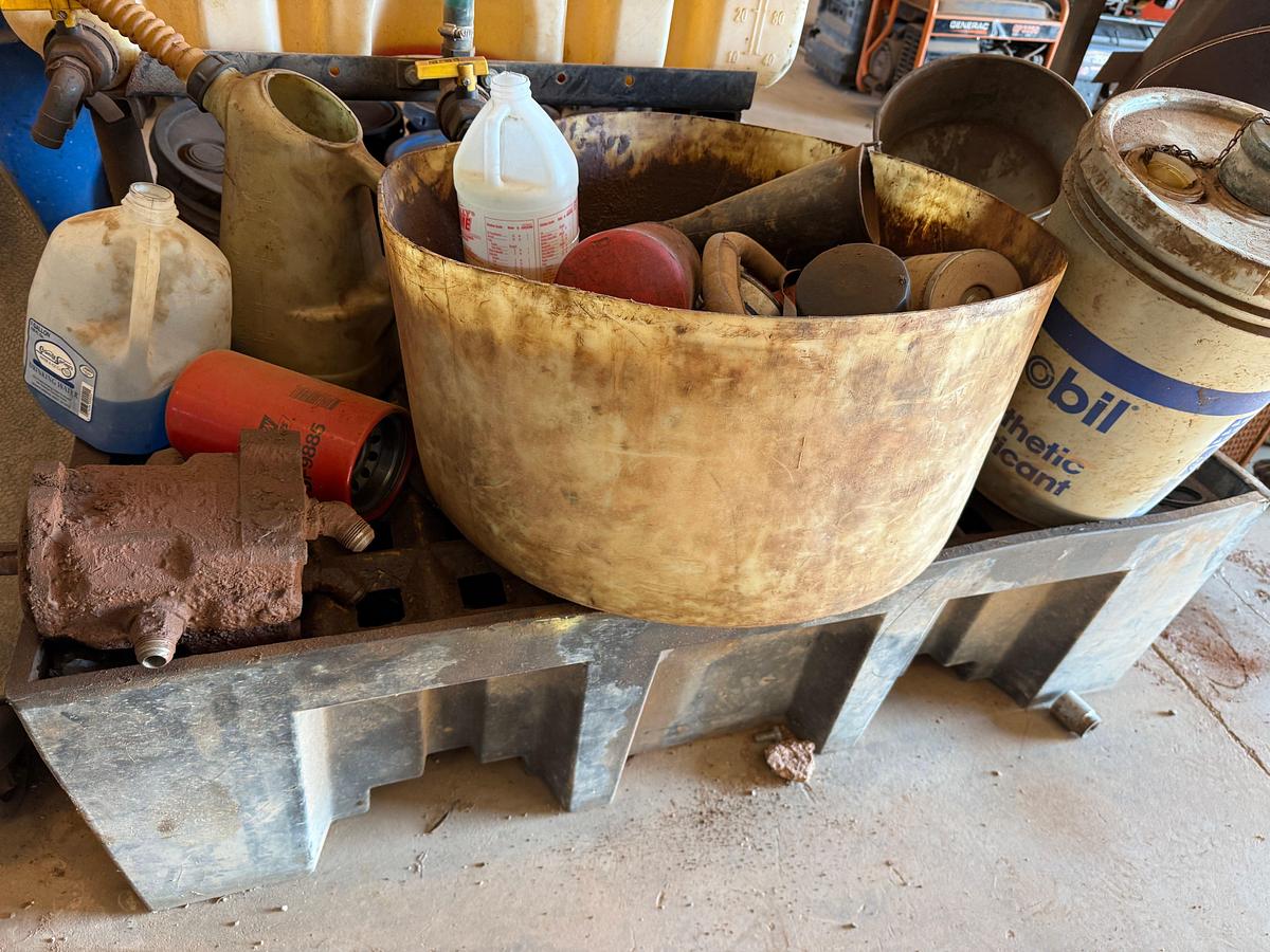 Used LOT W/ (2) 150-GALLON STEEL ROLLING OIL TANKS W/ AIR PUMPS, GUNS, & HOSES, (HAS SOME FLUID), (3) ROLLING LUBE BBLS, & RELATED