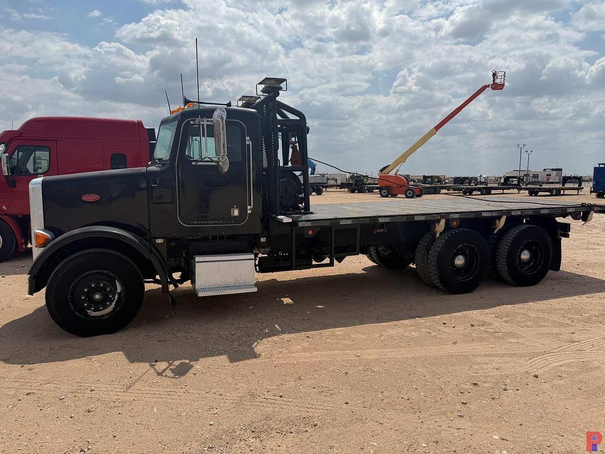 Used 1992 PETERBILT 357 T/A DAYCAB FLATBED WINCH TRUCK
