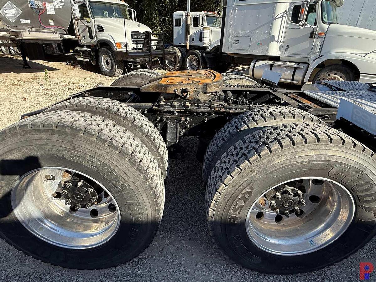 Used 2013 MACK CXU613 T/A DAY CAB TRUCK TRACTOR