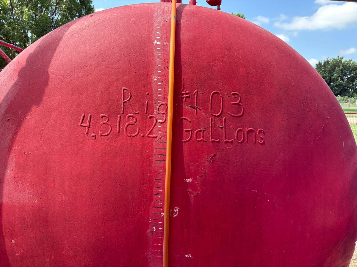 Used 31’ x 7’8” x 8’6” fuel & lube skid