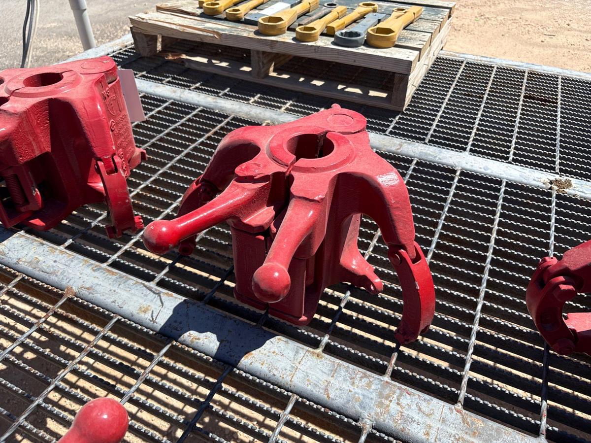 Used Titan tools 2-3/8” 100 ton tubing elevator