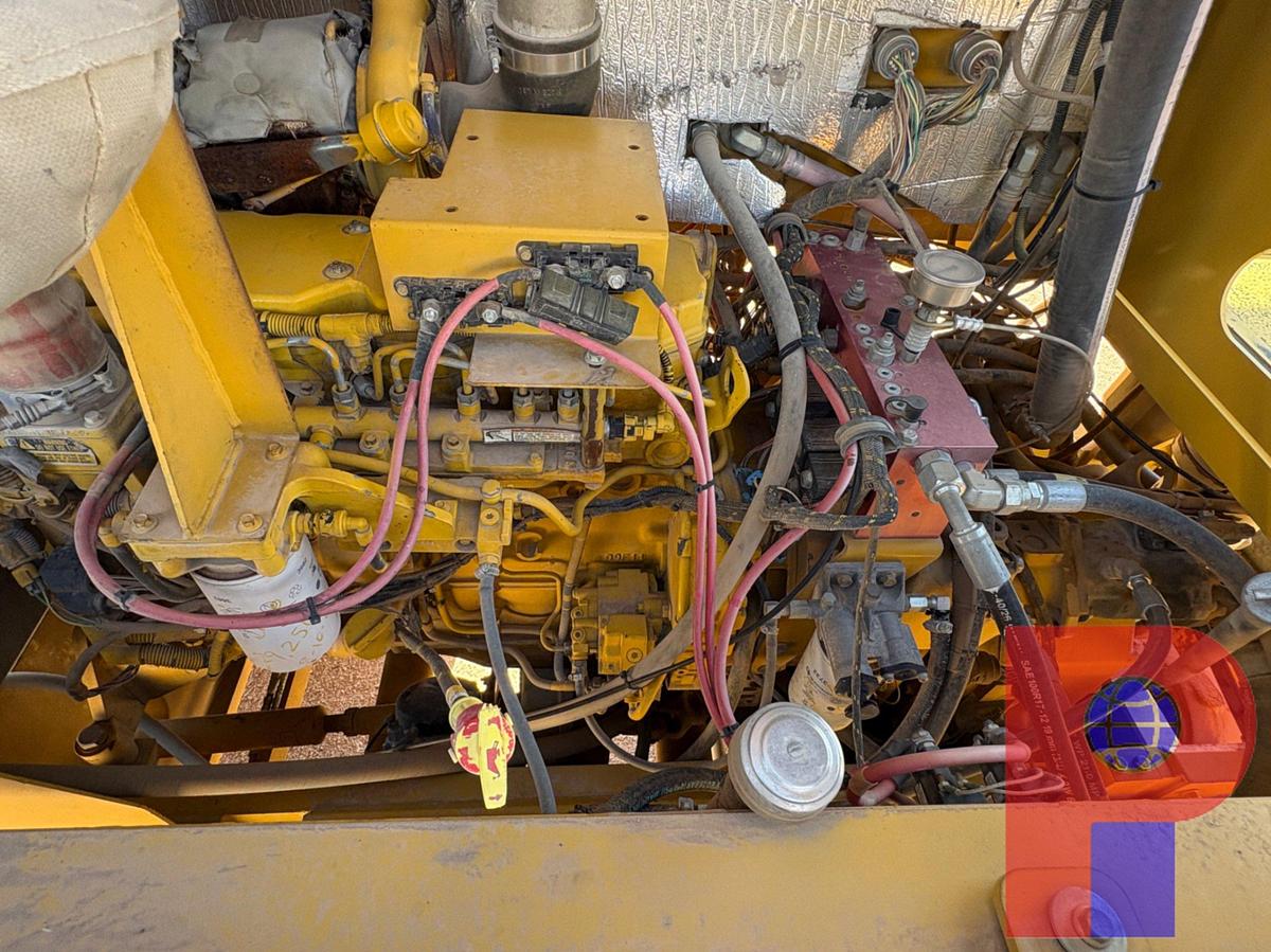 Used 2011 TRACKMOBILE HERCULES RAILCAR TUGGER