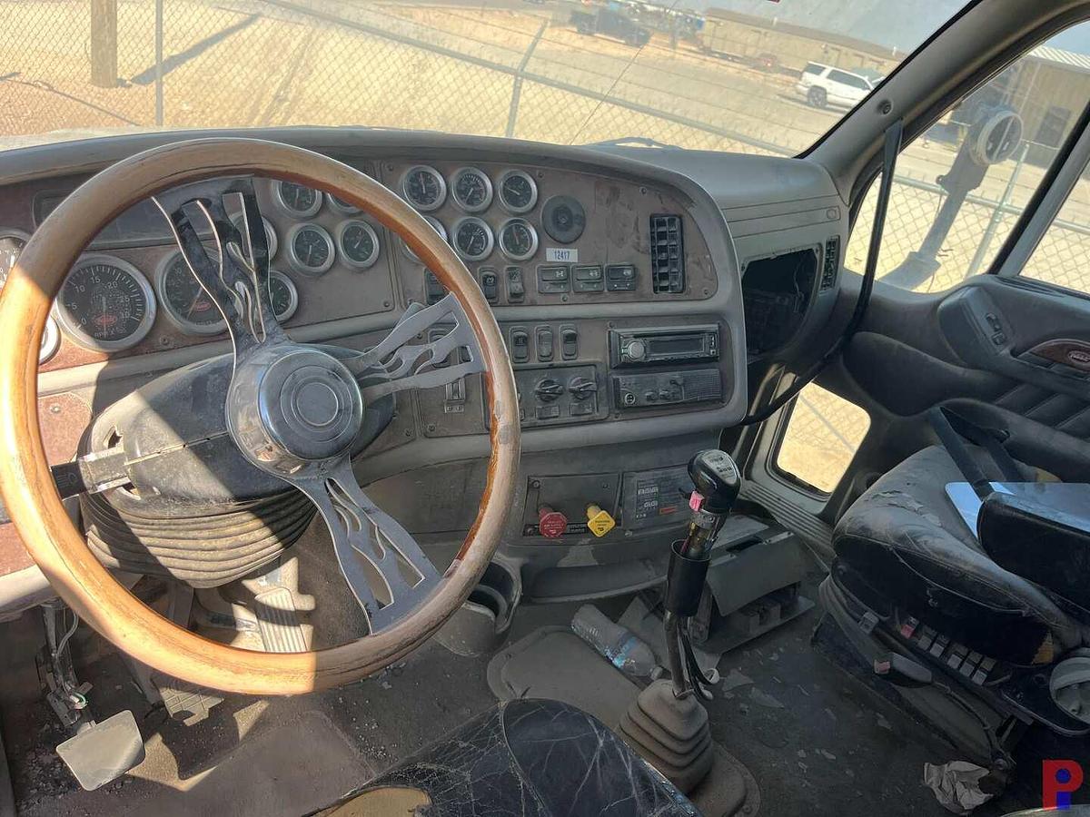 Used 2006 PETERBILT 387 T/A SLEEPER HAUL TRUCK