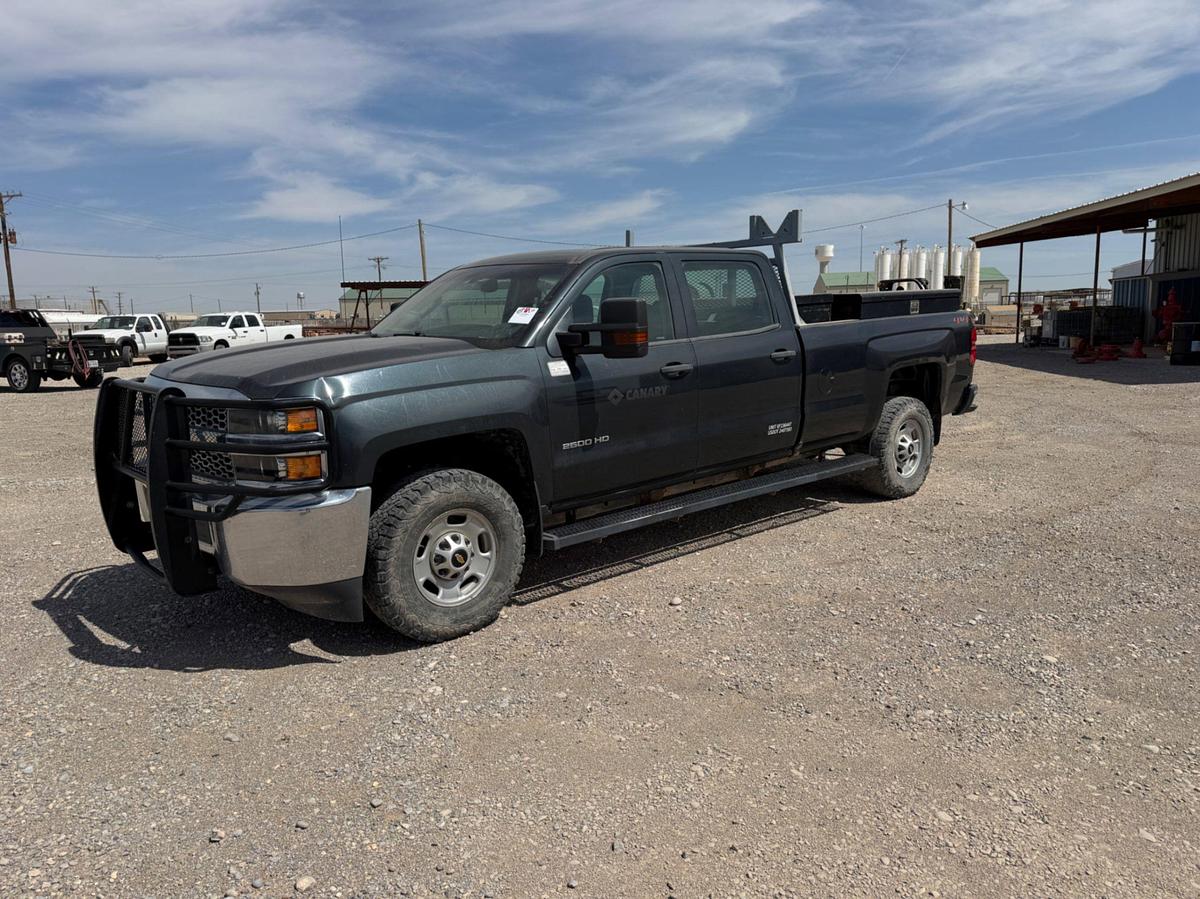 Used 2019 Chevrolet Silverado 2500HD 4x4 crew cab pickup (gas)