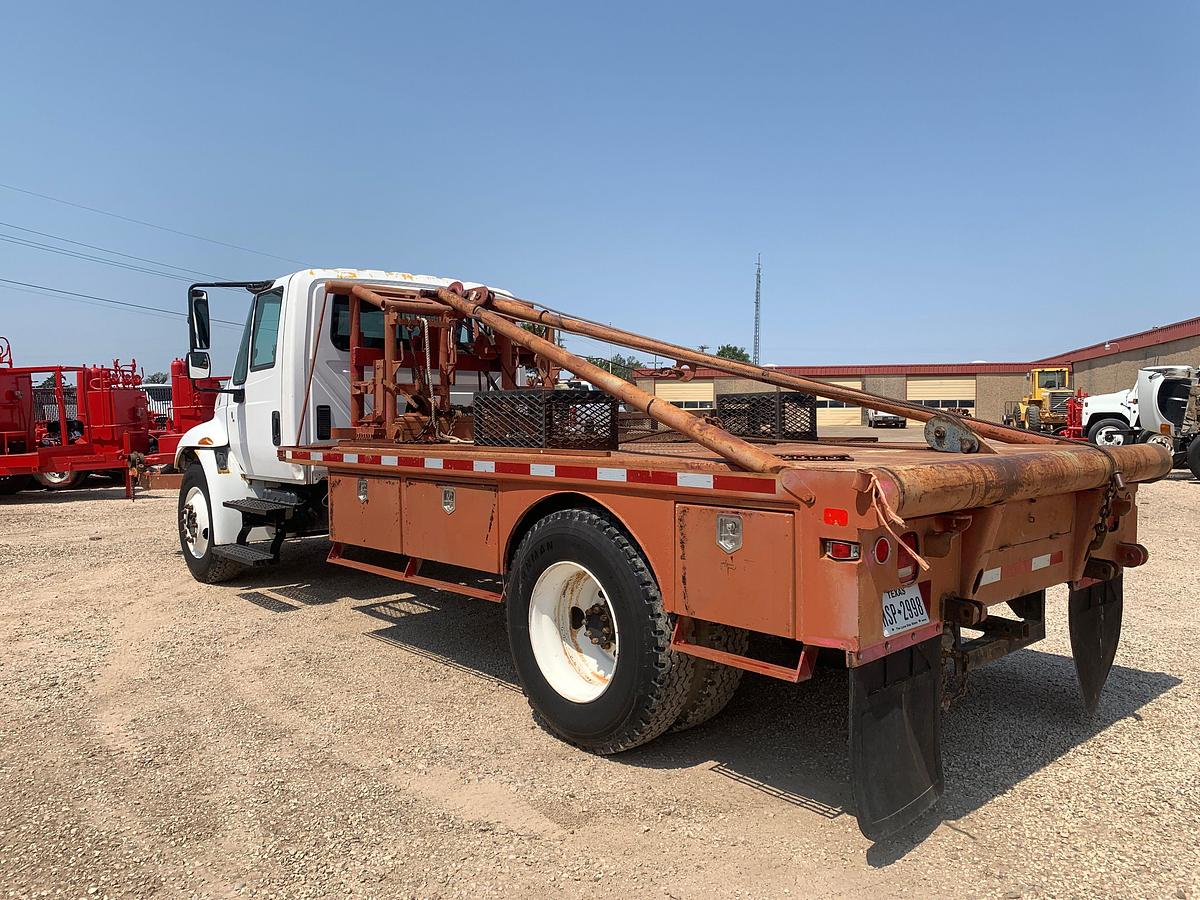 Used 2007 INTERNATIONAL DURASTAR 4300 ROUSTABOUT TRUCK