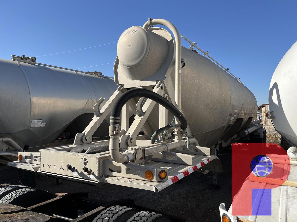 Used 2015 TYTAL PNEUMATIC TRAILER