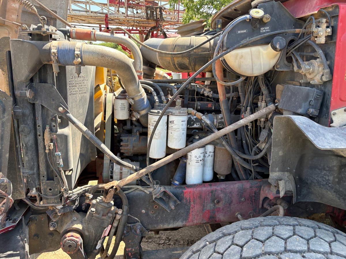 Used 2000 MACK CH613 T/A DAYCAB WINCH TRUCK