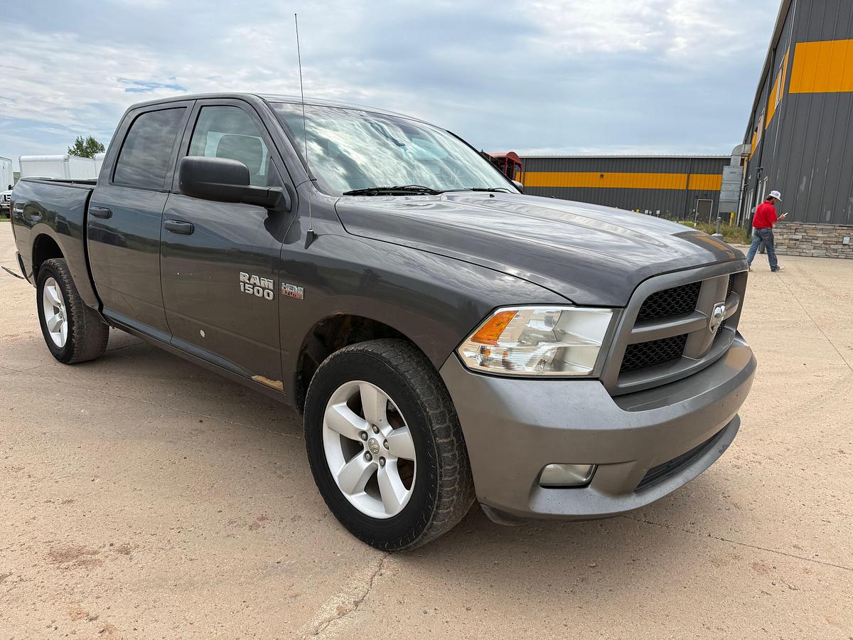 Used 2014 RAM 1500 HEMI 4X4 CREW CAB PICKUP TRUCK