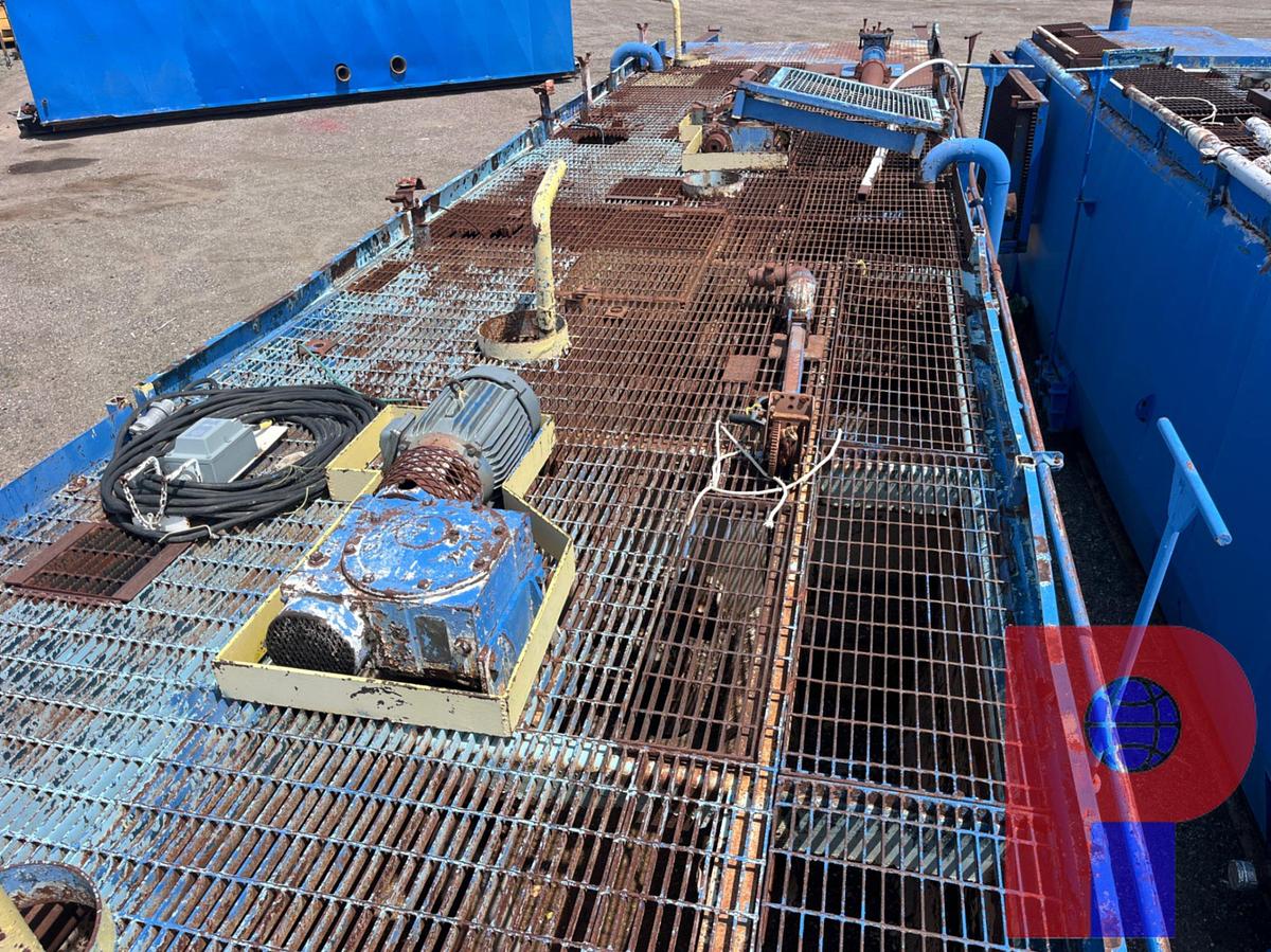 Used 42X10X10 3 COMP. MUD TANK