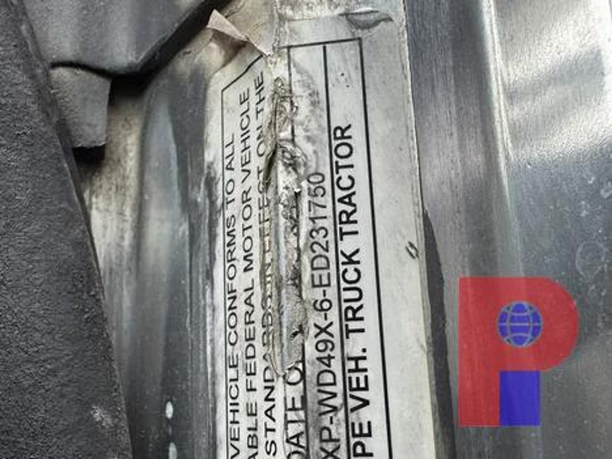 Used 2014 PETERBILT 388 T/A DUMP TRUCK