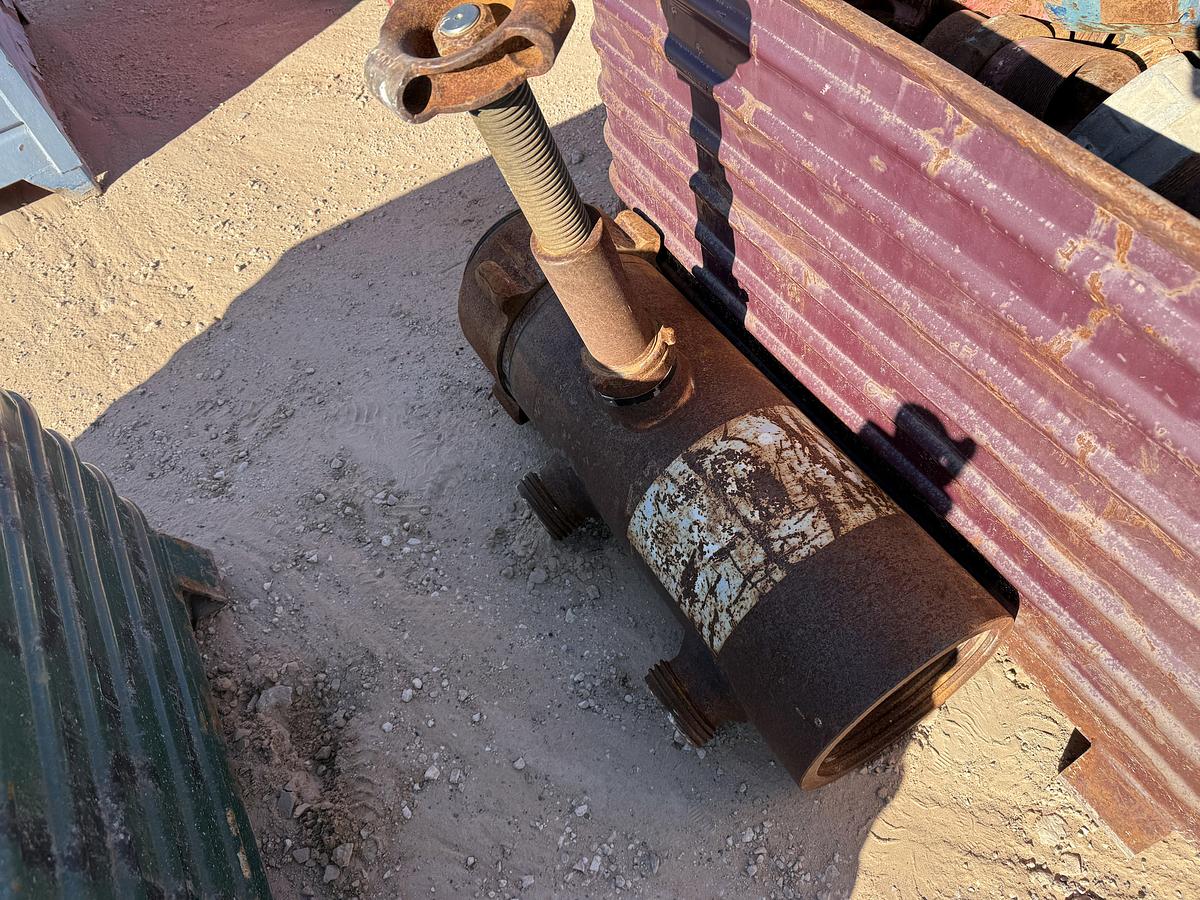 Used (2) MULTI-SIZE SINGLE PLUG CEMENT HEADS & METAL TUB OF CEMENT HEAD CONNECTIONS