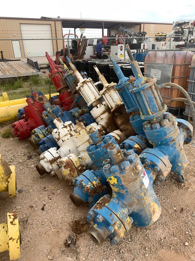 Used (18) 4” 10k Hydraulic Gate Valves