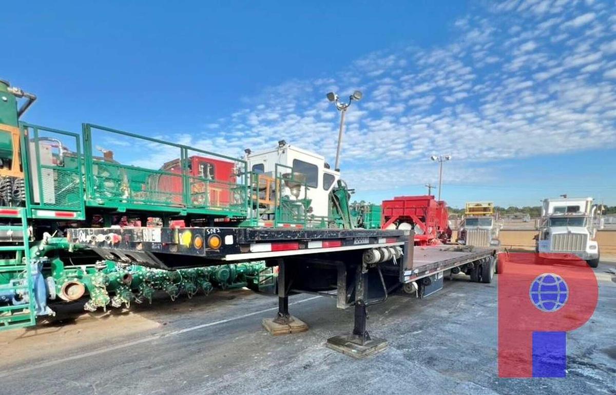 Used 2012 DOONAN 53' STEP DECK WITH RAMPS