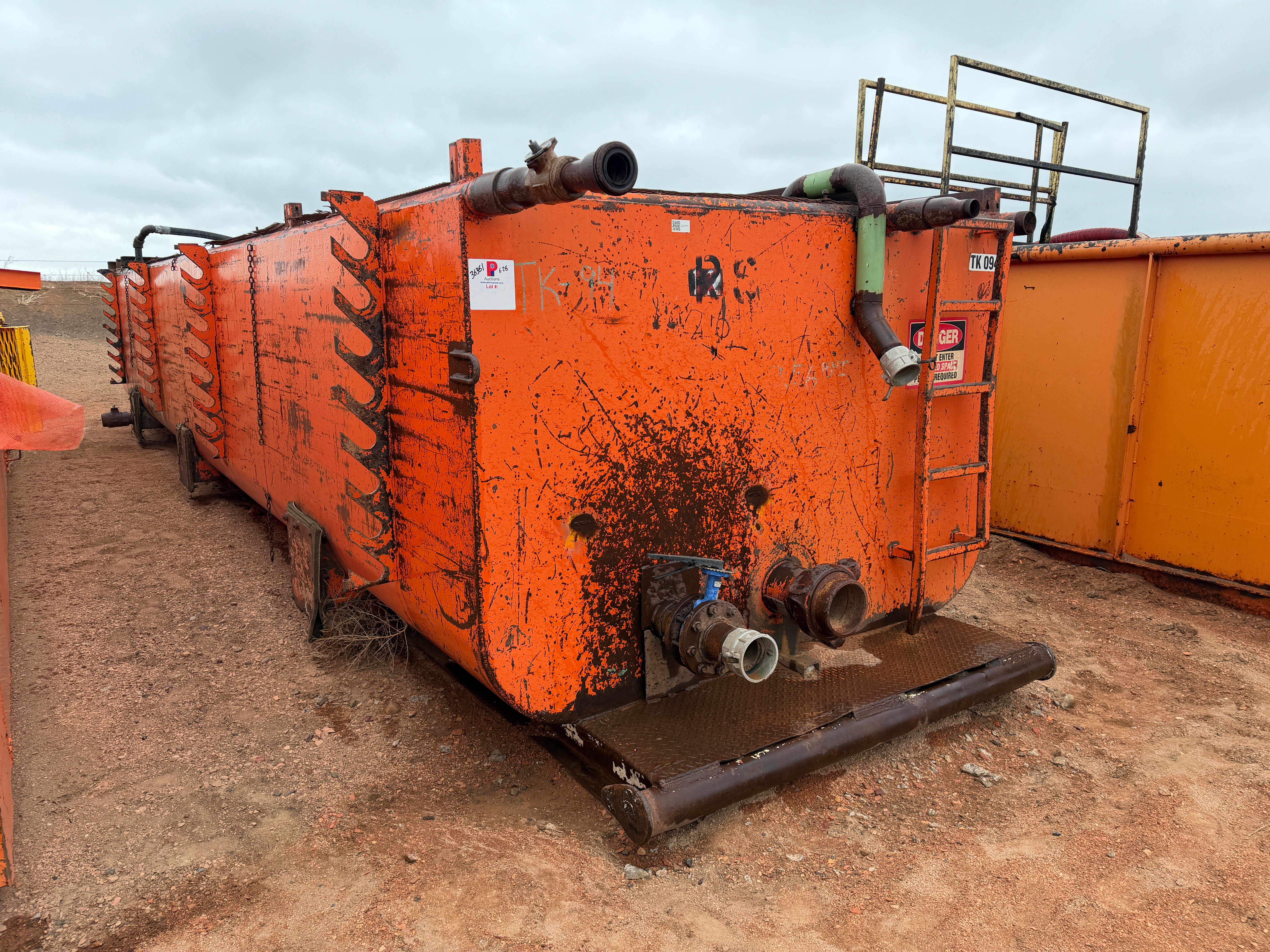 Used 3 comp. Reverse pit
