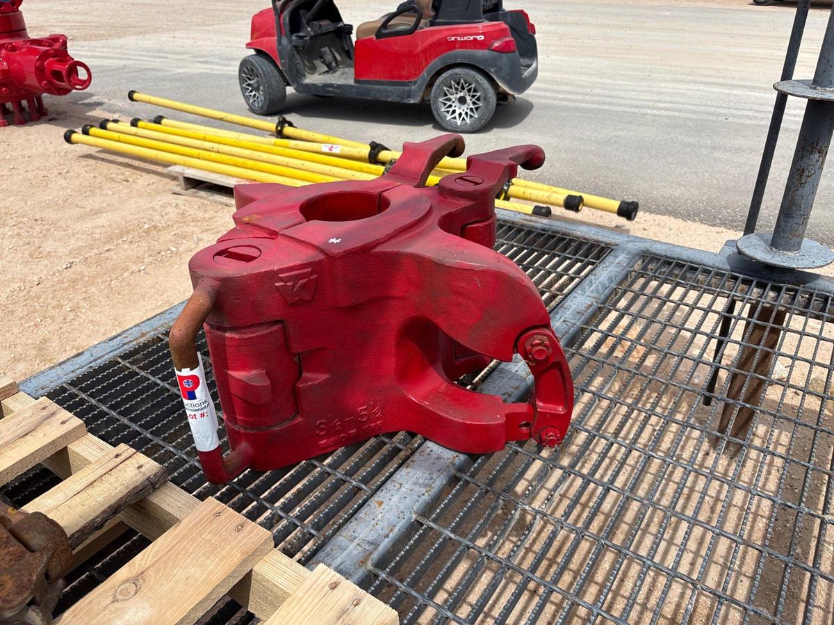 Used Keystone 3-1/2 - 5-1/2 250 Ton DP elevator