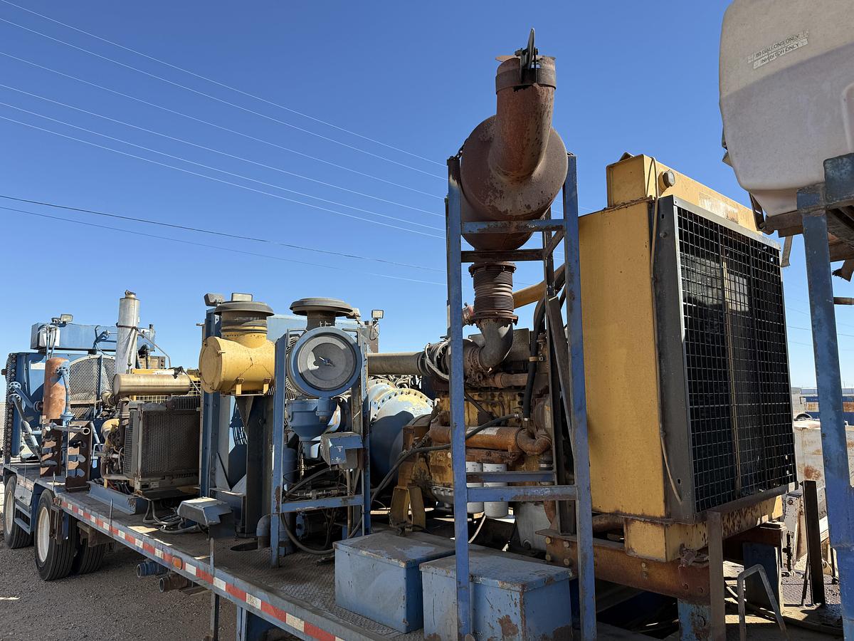 Used 2006 AIR FOAM UNIT P/B (3) CATERPILLAR ENGINES MTD ON PRECISION PUMP & COMPRESSOR T/A DROP DECK TRAILER