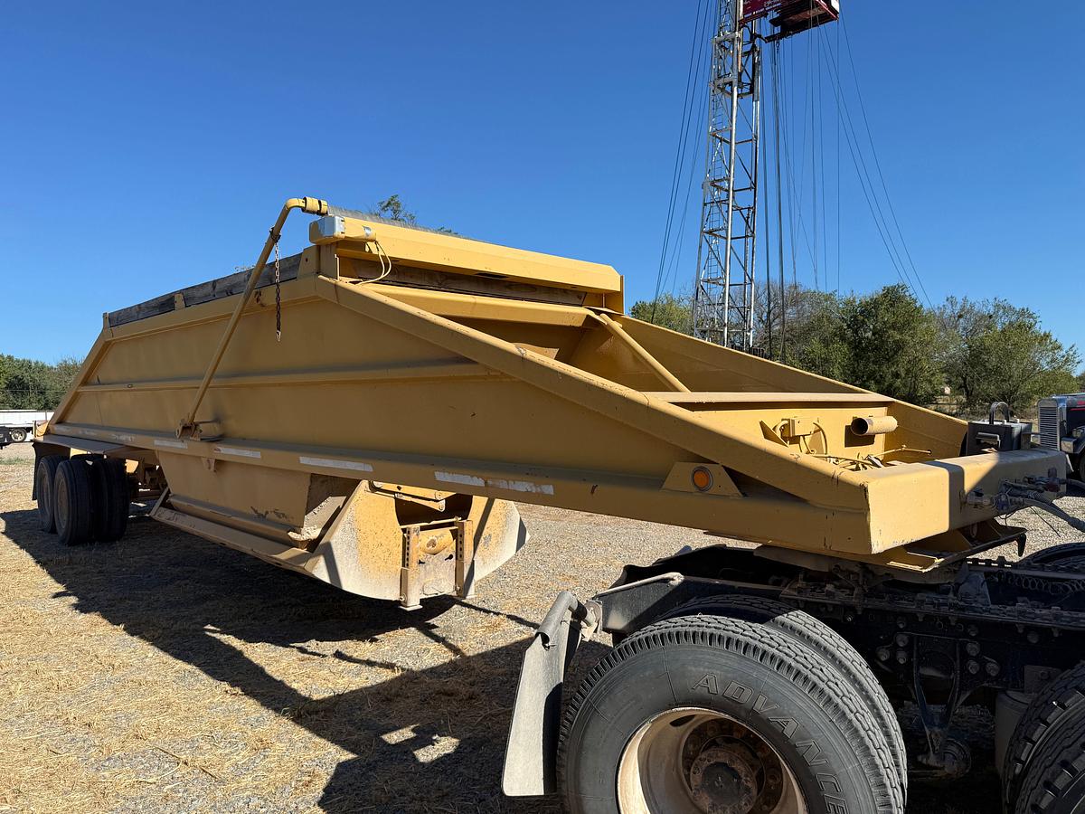 Used 1982 LOAK 38’x 96” T/A BELLY DUMP TRAILER