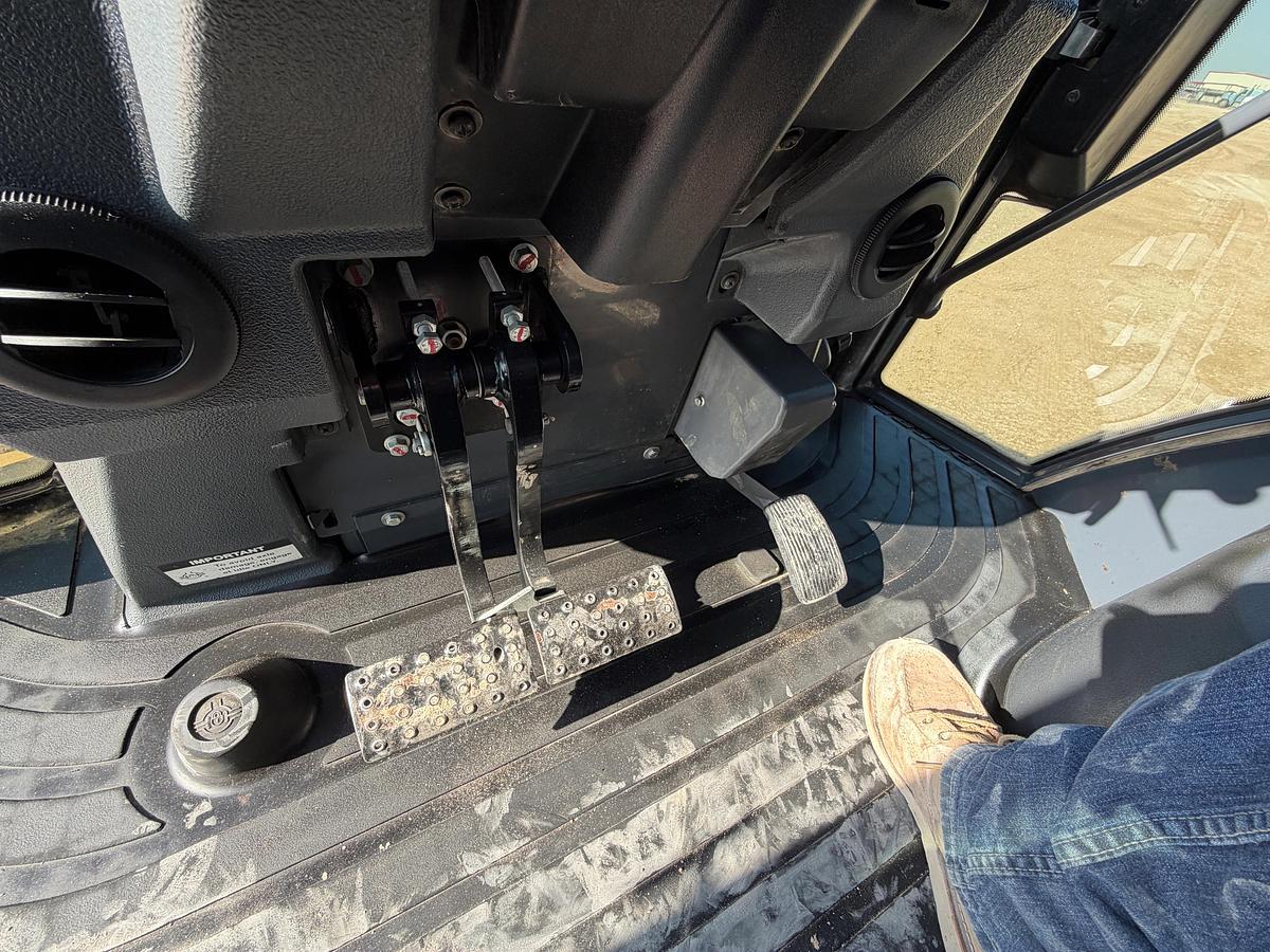 Used 2019 JOHN DEERE 310SL BACKHOE