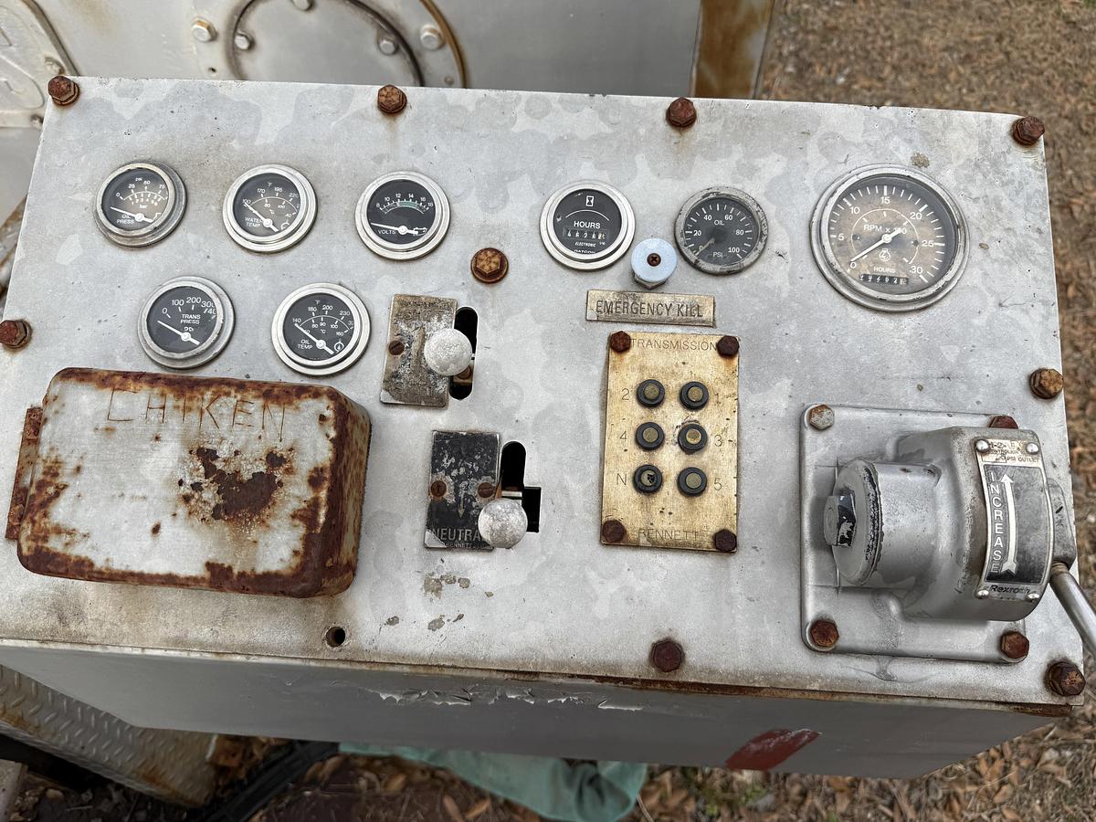 Used EWS 440 5K WP TRIPLEX WELL SERVICE PUMP SKIDDED P/B DETROIT SERIES 60