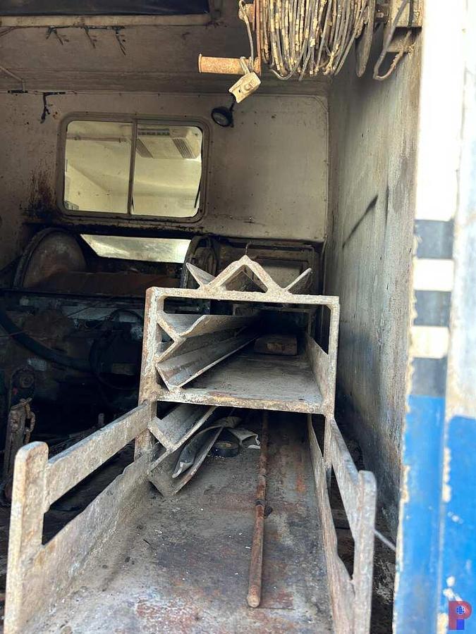Used 1992 INTERNATIONAL S/A WIRELINE TRUCK