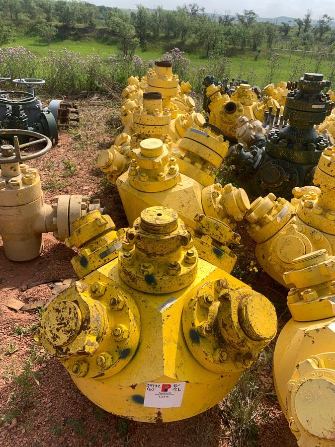 Used (6) 4-1/16 15k 4 Outlet Goat Heads