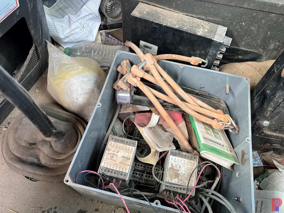 Used 1999 INTERNATIONAL  9400 T/A CEMENT PUMP TRUCK