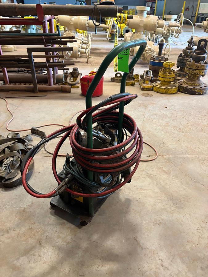 Used Global bolting technologies 10k psi hydraulic power pack