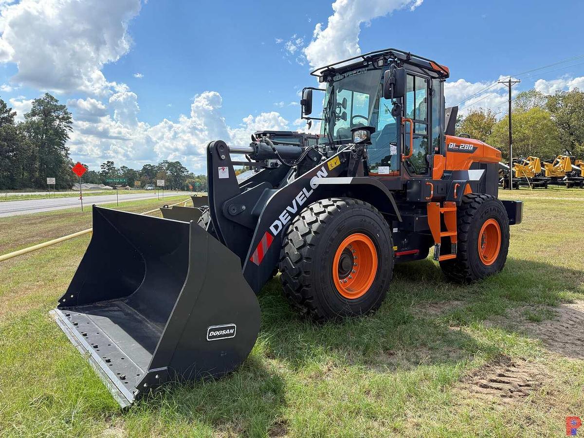 Used (NEW) DEVELON DL280-7 WHEEL LOADER