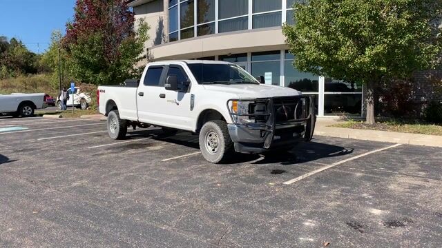 Used 2017 FORD F-250 SUPER DUTY XL CREW CAB 4X4 PICKUP