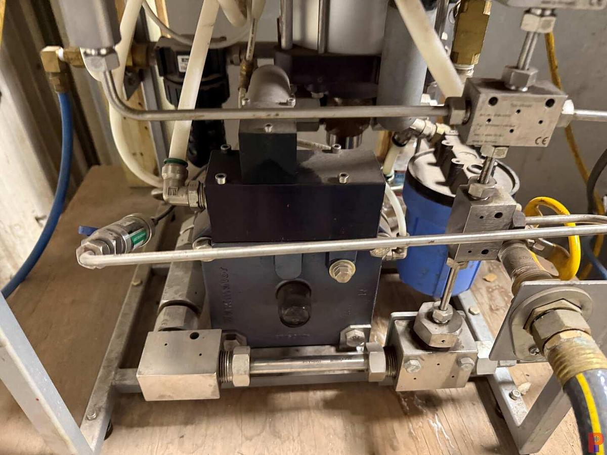 Used MAXPRO TECHNOLOGIES POWERCUBE 25K PSI HYDROSTATIC TEST UNIT TEST SYSTEM PACKAGE