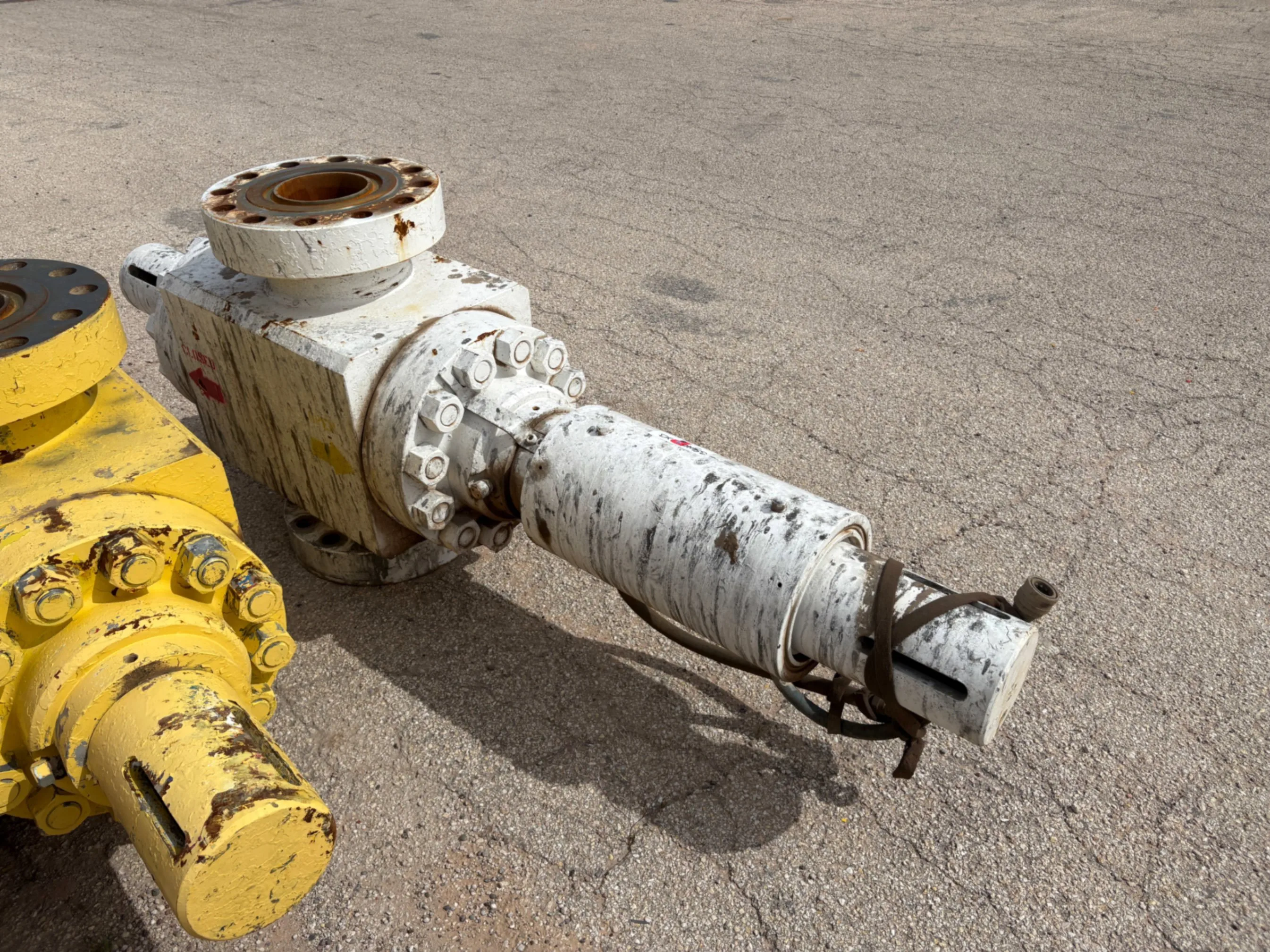 Used (3x$) (3) 7-1/16” 10k hydraulic frac valves