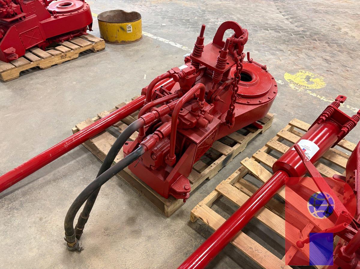 Used MODEL 58-93R HYDRAULIC TUBING TONG W/ 6’ HYD. LIFT CYLINDER