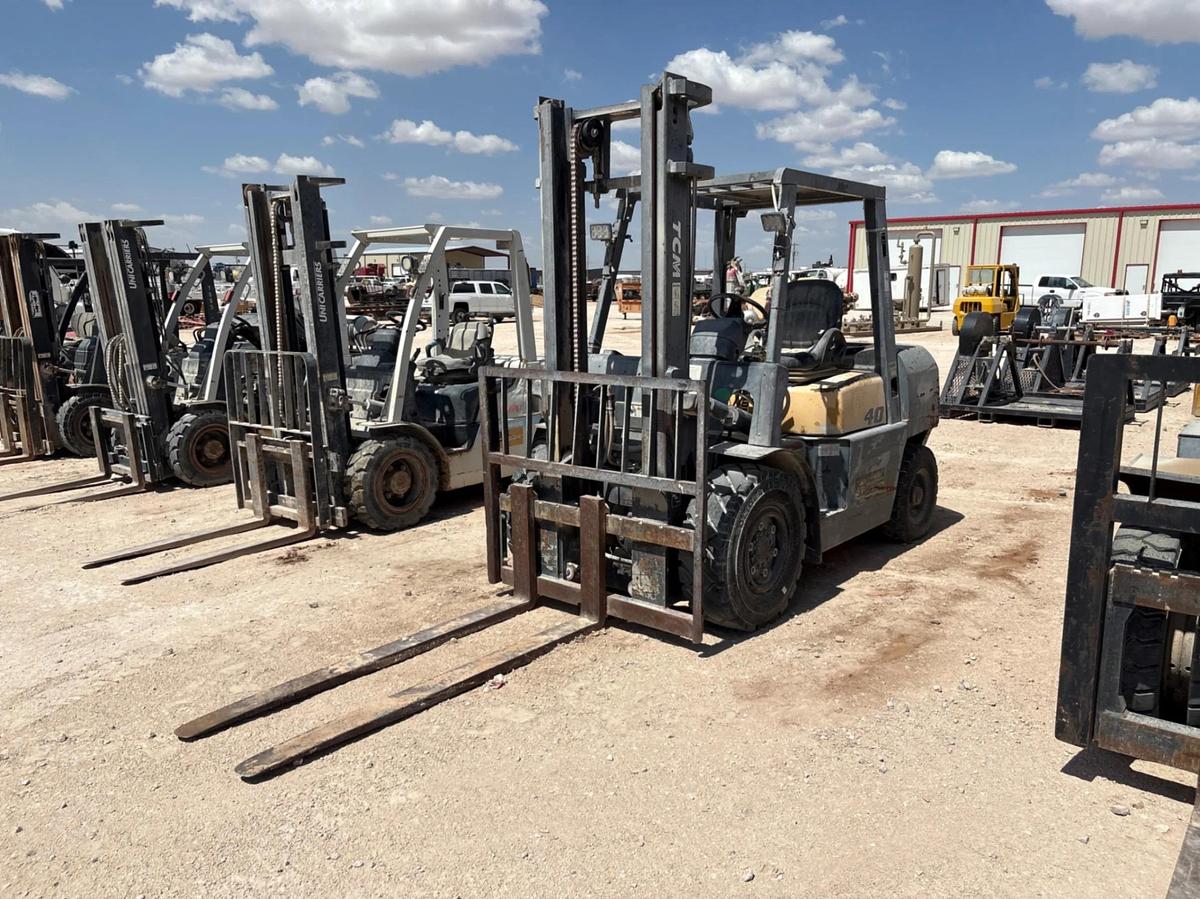 Used TCM FD40T 8,000lbs forklift