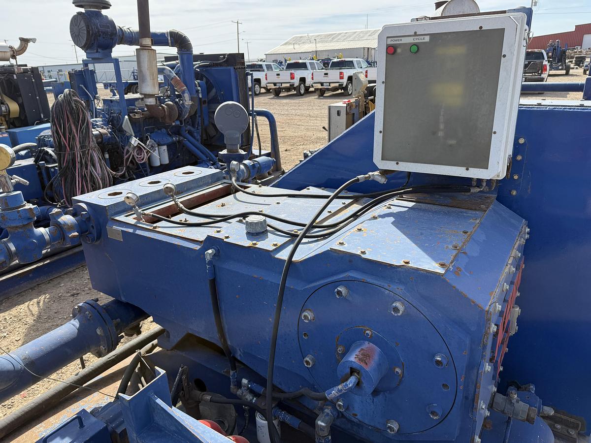 Used 2018 KERR T60 10K WP TRIPLEX WELL SERVICE PUMP P/B CATERPILLAR C18 630-HP, SKIDDED