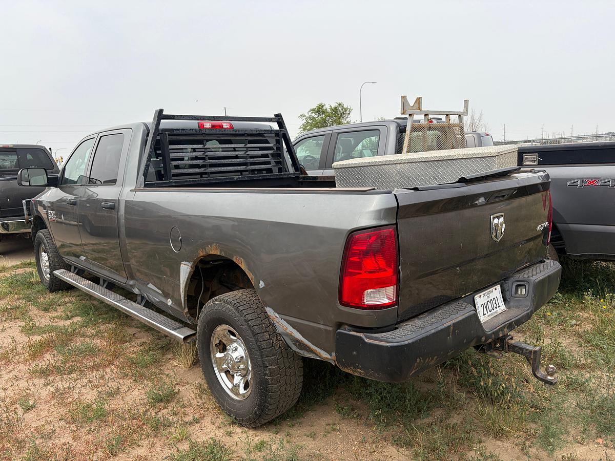 Used 2013 RAM 2500 HD HEMI 4X4 CREW CAB PICKUP TRUCK