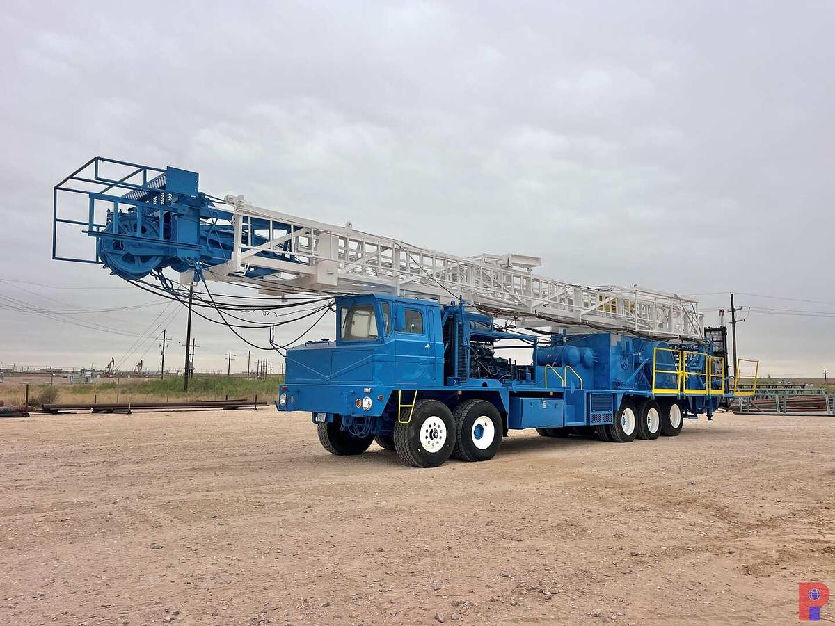 Used SJ PETROLEUM DD 104’-225K 5-AXLE WELL SERVICE WORKOVER RIG