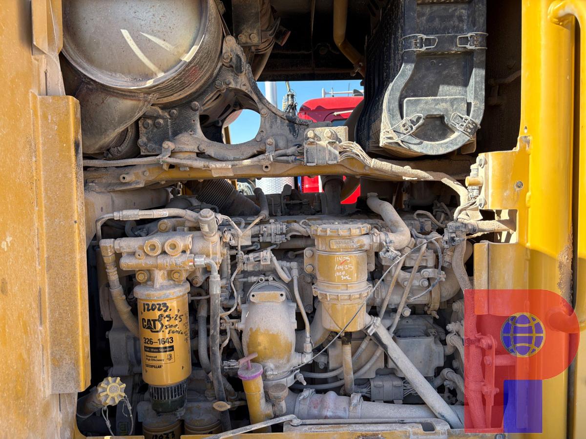 Used 2012 CATERPILLAR 140M2-AWD MOTOR GRADER