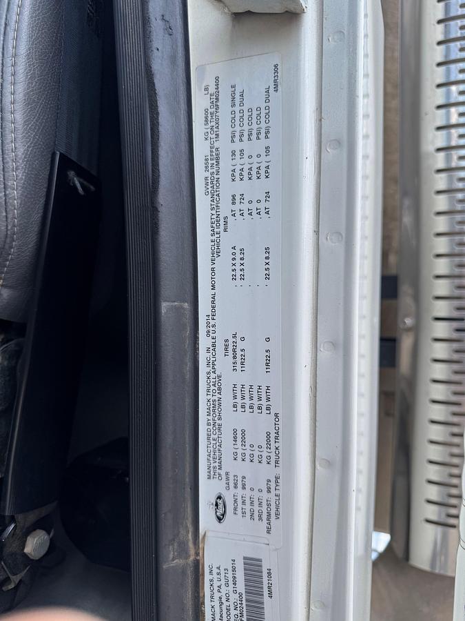 Used 2015 MACK GRANITE GU713 T/A DAYCAB HAUL TRUCK