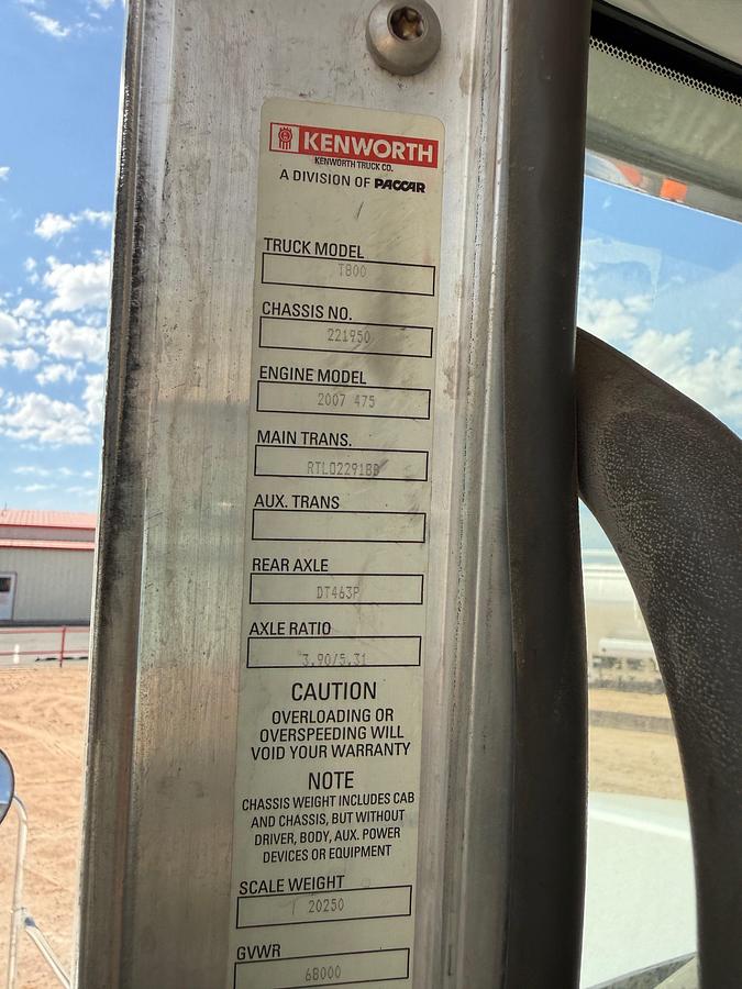 Used 2008 KENWORTH T800 T/A DAYCAB HAUL TRUCK